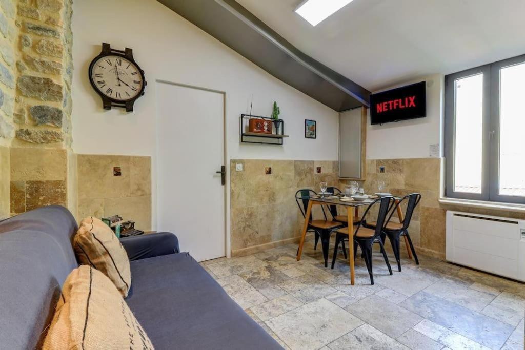 Le Coin Vintage - Familial - Hypercentre - Charme - Rent Immo Apartment Dijon Bagian luar foto