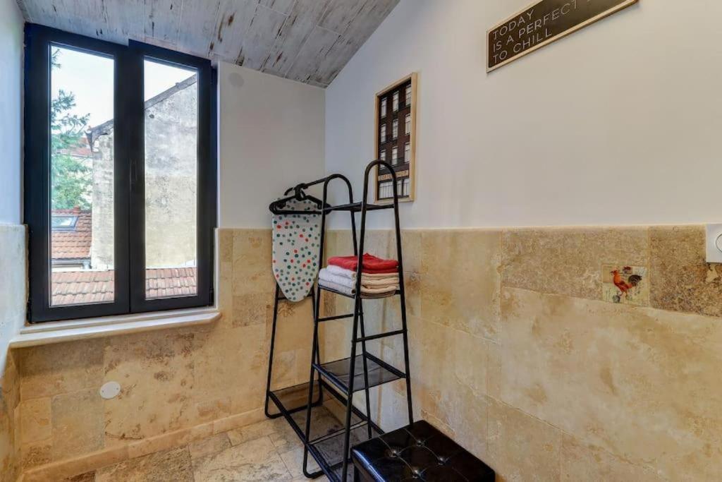 Le Coin Vintage - Familial - Hypercentre - Charme - Rent Immo Apartment Dijon Bagian luar foto